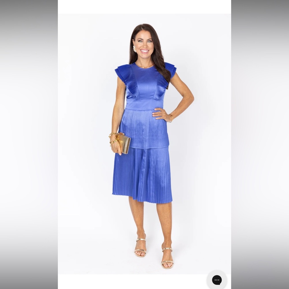 Elegant Royal Blue Pleated Midi Dress